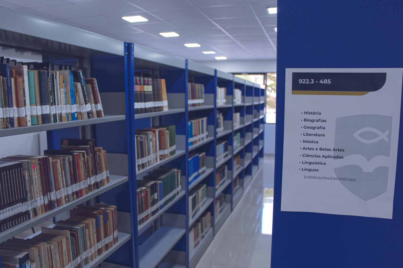 BIBLIOTECA-3